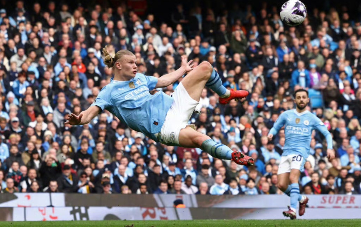 哈兰德在阿森纳比赛中败北,精彩发挥引发热议的球员 哈兰德在阿森纳比赛中败北,精彩发挥引发热议的球员