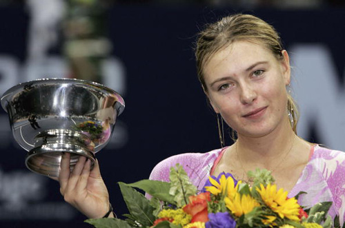 包含莎拉波娃连续三场比赛得分超过败北，瑞士队挑战极限！的词条