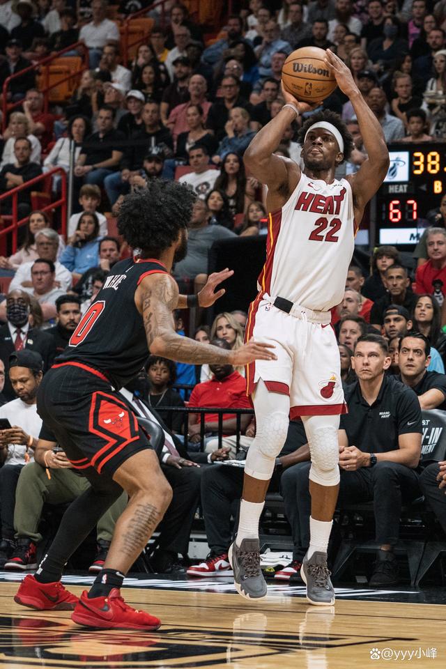 STAR-包含巴特勒回归赛场，出色防守首场状态亮眼，尤文图斯观众沸腾！的词条