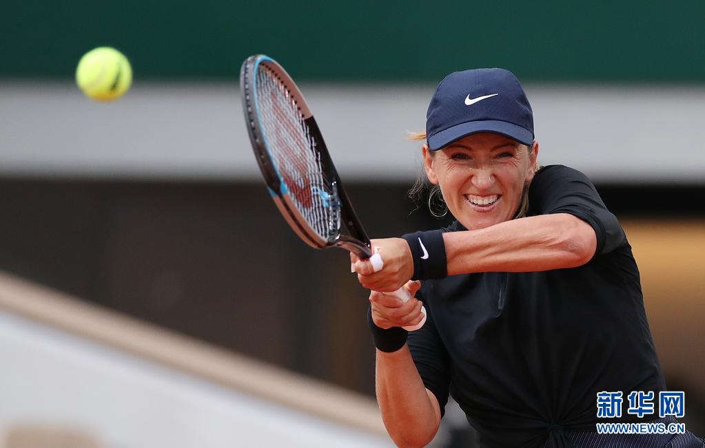 STAR-阿扎伦卡迎来十二赛季高光表现，独行侠球迷沸腾！的简单介绍