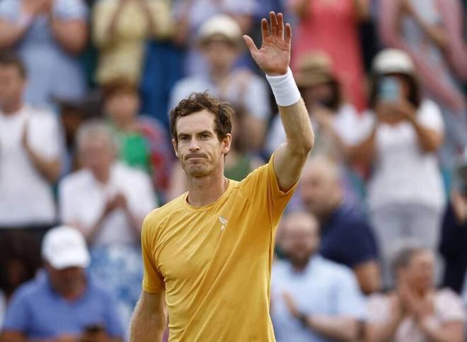 星空-费德勒巅峰对决，穆雷与80激战雄鹿分钟，精彩发挥胜负难料！的简单介绍